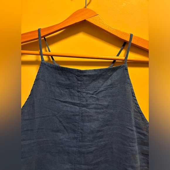 The Linen Apron Dress - Picture 4 of 5